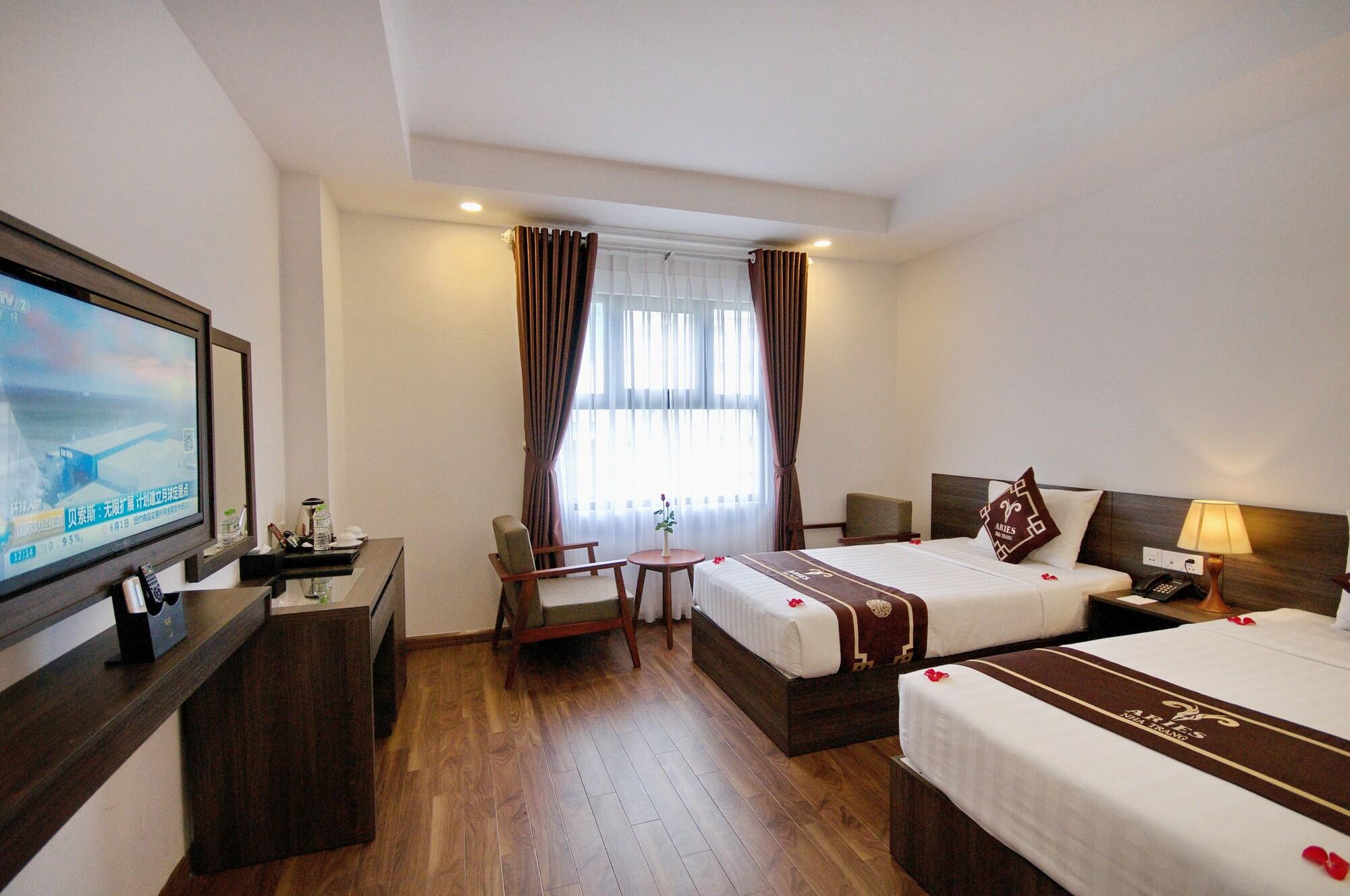 Aries Hotel Нячанг Екстер'єр фото